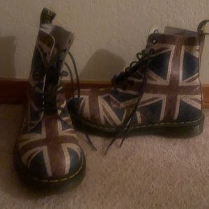 Size 8 (39) Dr Martens